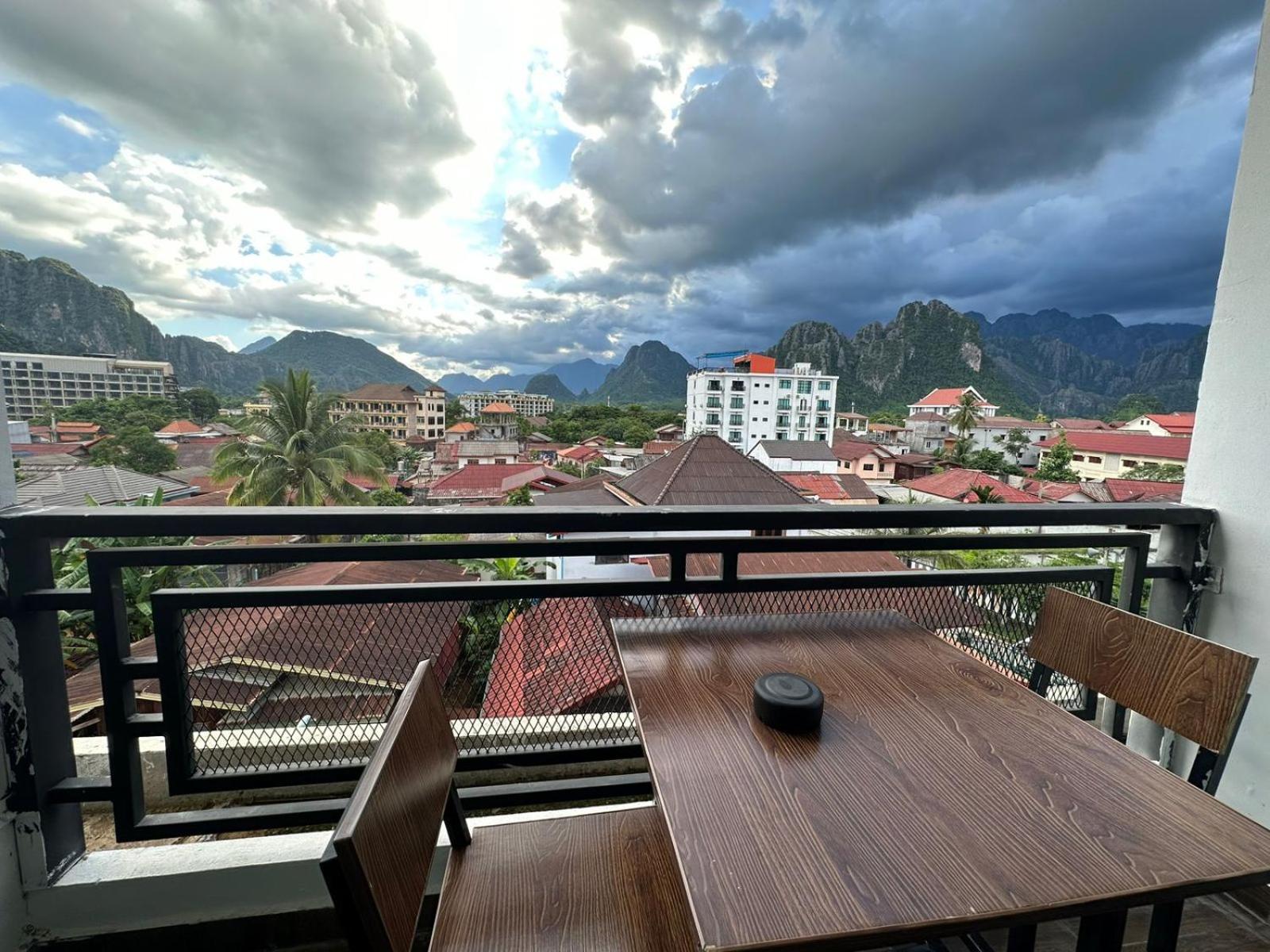 Vang Vieng Topview Hotel Ngoại thất bức ảnh
