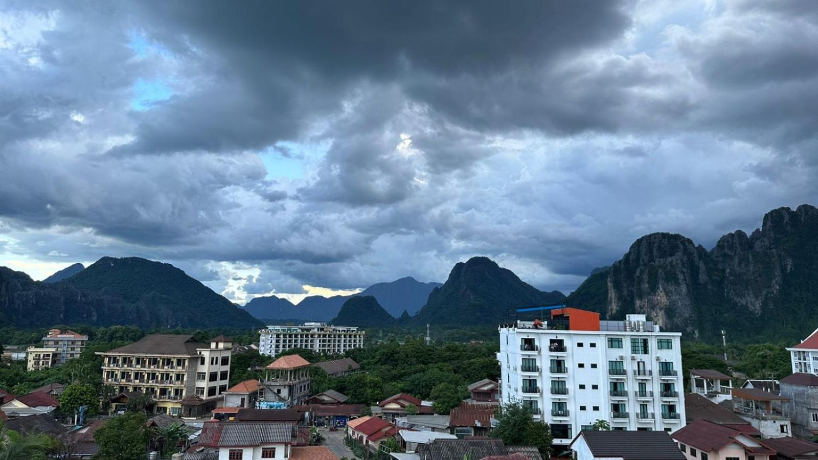 Vang Vieng Topview Hotel Ngoại thất bức ảnh